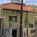 Dryrivers House