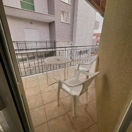 Dryrivers House * Xiropotamon